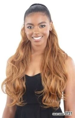 Mystique Curl 26 Gardenia Drawstring Ponytail Model Model